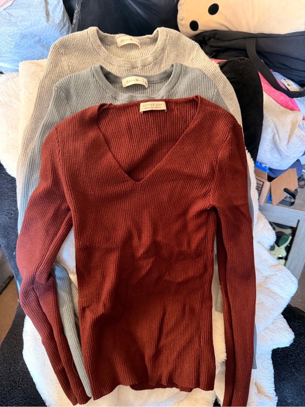 Active USA Women's Rust V-Neck Ribbed Knit Sweater - Long Sleeve